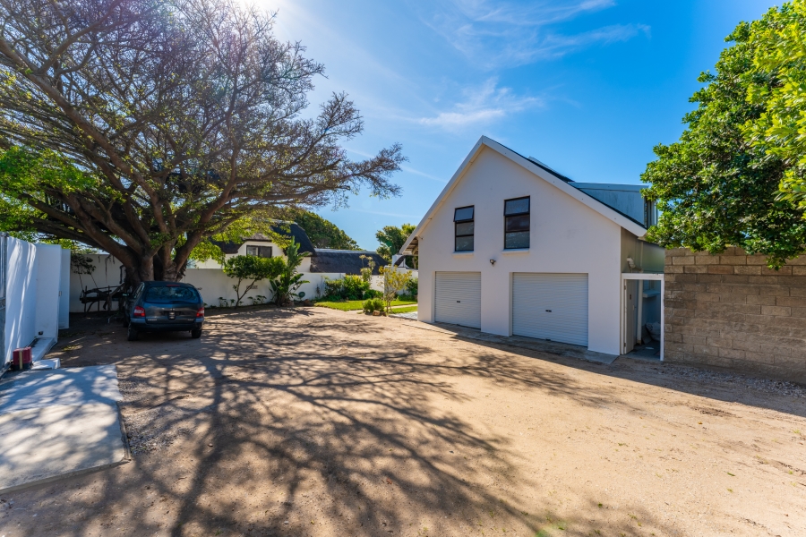 7 Bedroom Property for Sale in St Francis Bay Village Eastern Cape